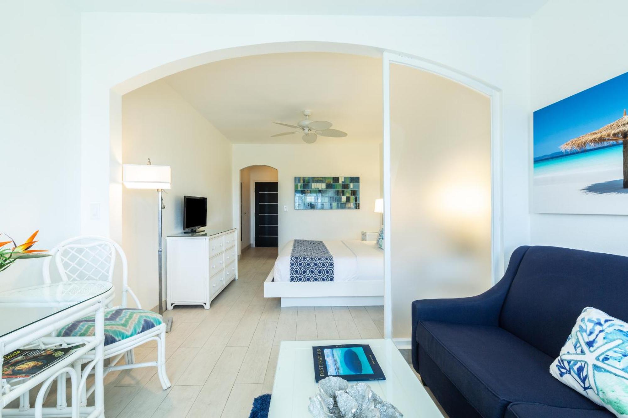 Ports Of Call Resort Grace Bay Szoba fotó
